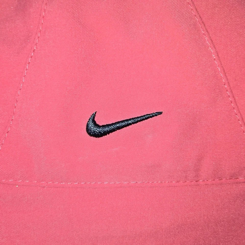 Nike Womens Medium Pink Full Zip Running Jacket Windbreaker Swoosh EUC